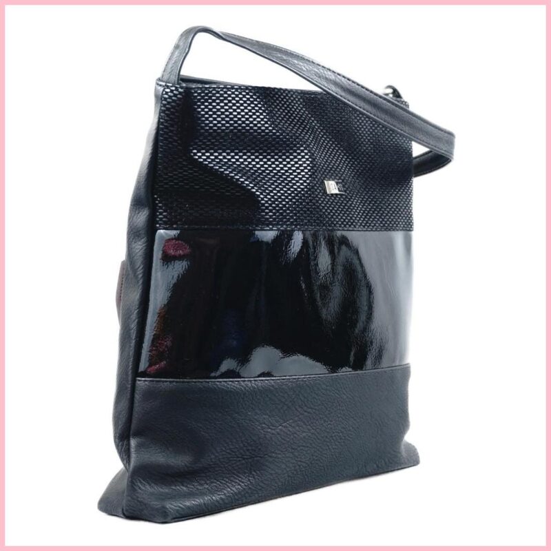 VIA55 női keresztpántos táska 3 sávval, rostbőr, fekete noihatizsak-hu b